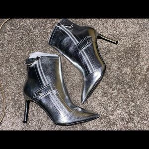 Brand New Nine West Silver Leather Booties